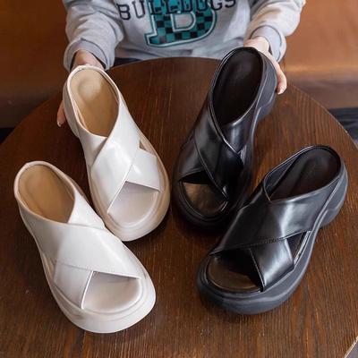 Ван жареный повседневный каблук каблук маффин толстая подошва шлепанцы на одно слово женские сандалии для улицы