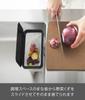 Крючок для пленок Yamazaki с крышкой, Держатель для пластиковых пакетов, Черный. Габаритные размеры: Ш18 x Г10 x В7,5 см (В15,5 см при открытой крышке) (без учета кинокрючка). башня