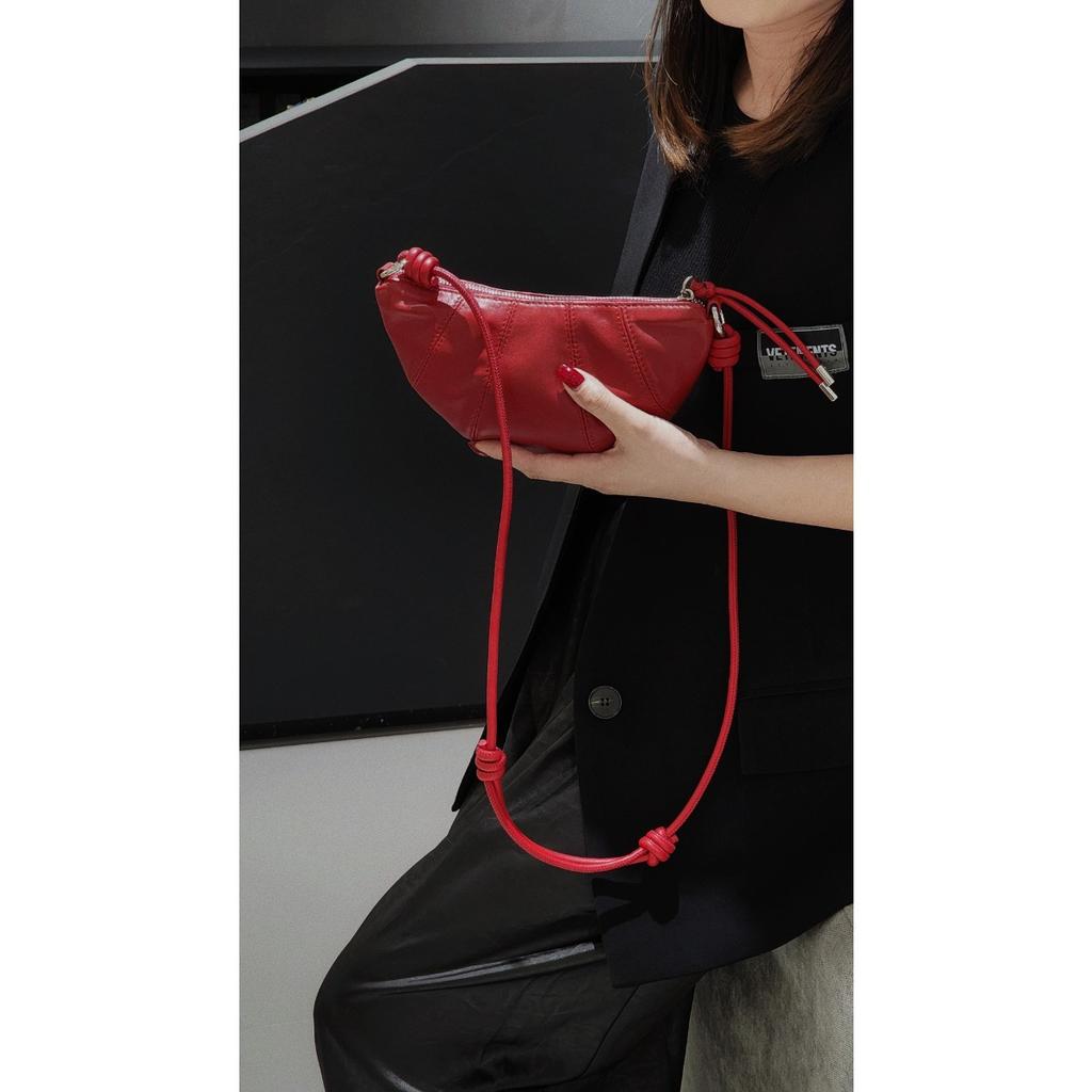 Sheepskin horn croissant bag dumpling bag 2025 new niche design change bag single shoulder messenger bag women's wholesale