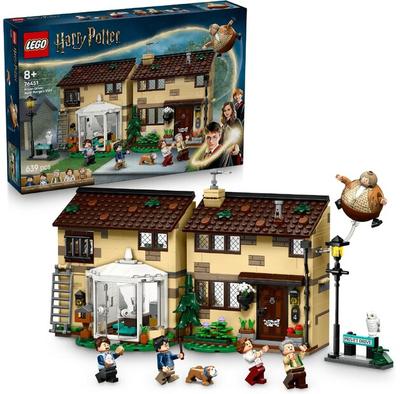 Конструктор LEGO Harry Potter 76451 Privet Drive: Визит тети Мэрж