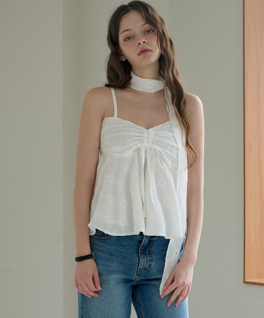 PLUNASTUDIO Irene Lace Sleeveless Top (White)