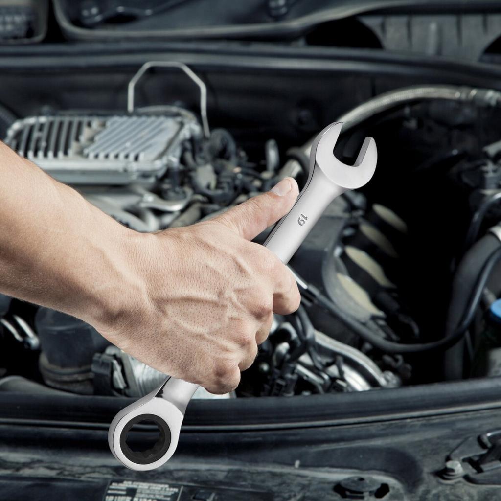Combination Wrench Set 8-Piece Metric 8 mm to 19 mm with Organizer Rack