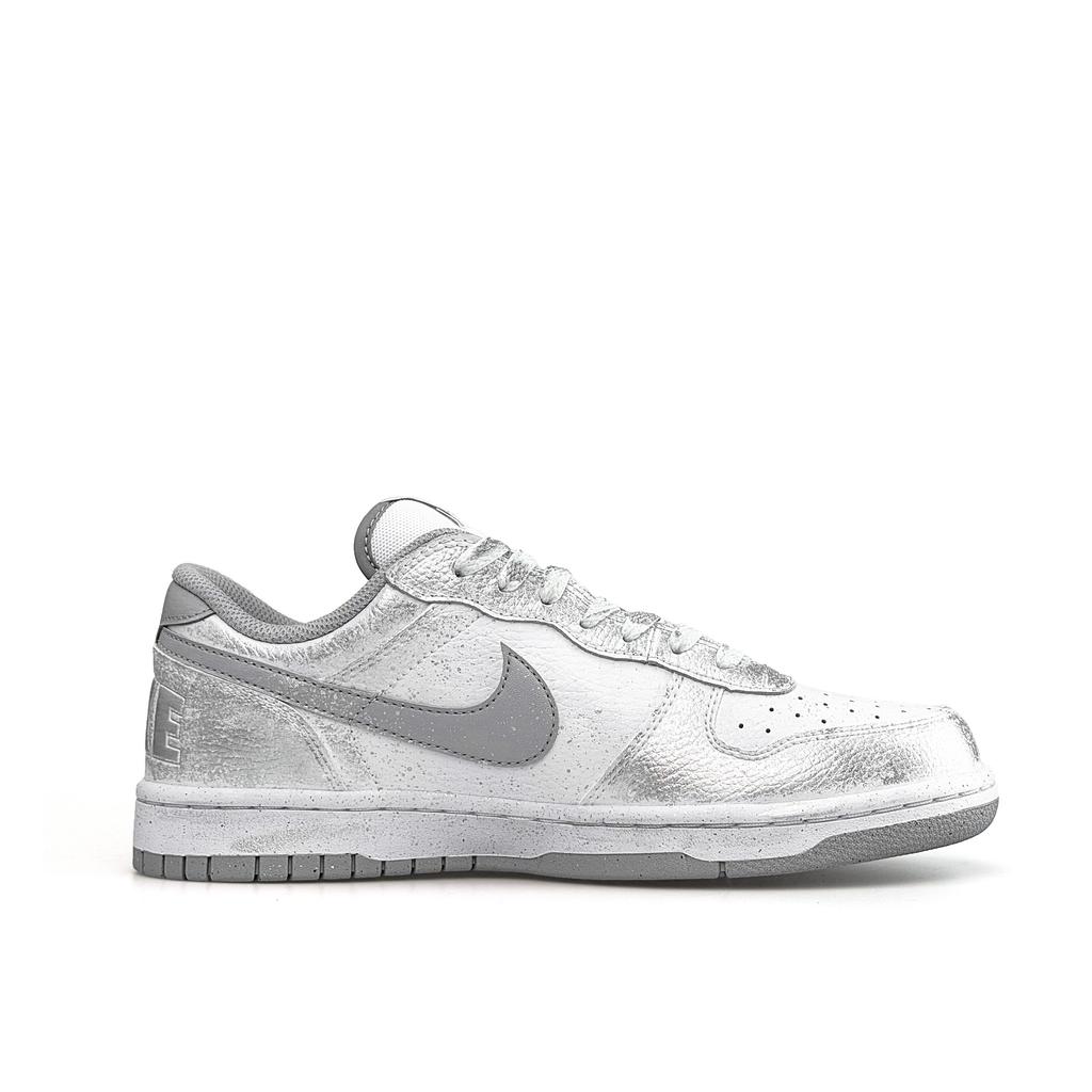 Nike Dunk Moon White Trace Abrasion Resistant Low top Skateboard Shoes Men's White Gray Silver 355152-106(Team1821-)