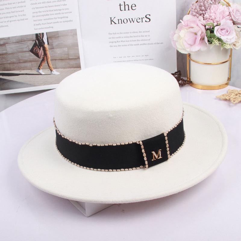 Wool French celebrity white flat top top top hat, female British retro fashion Hepburn hat