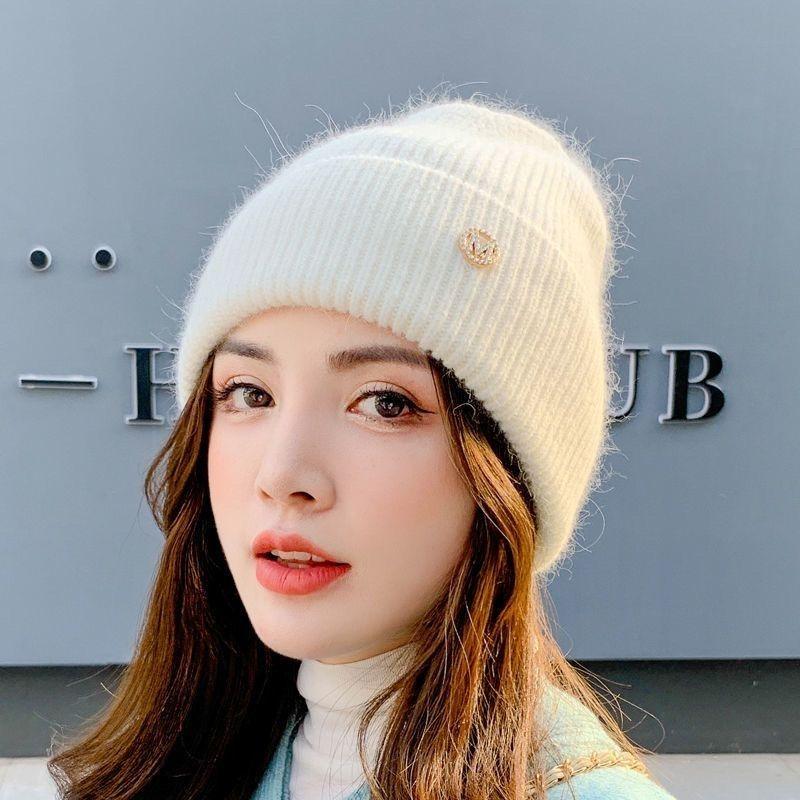 Сплошной цвет из кроличьего меха, женские зимние пушистые осенние шапки с буквенным принтом, лучше всего сочетающиеся с теплым мягким чепчиком, подарочная шапка