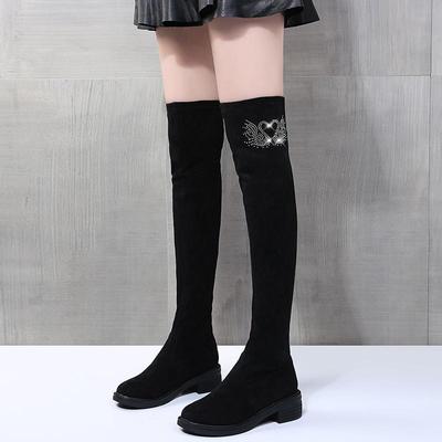 Женские эластичные ботфорты выше колена 2025 Осень-Зима Новый дизайн, украшенные кристаллами, на толстом каблуке, облегающие, с подкладкой из искусственного меха, теплые ботинки