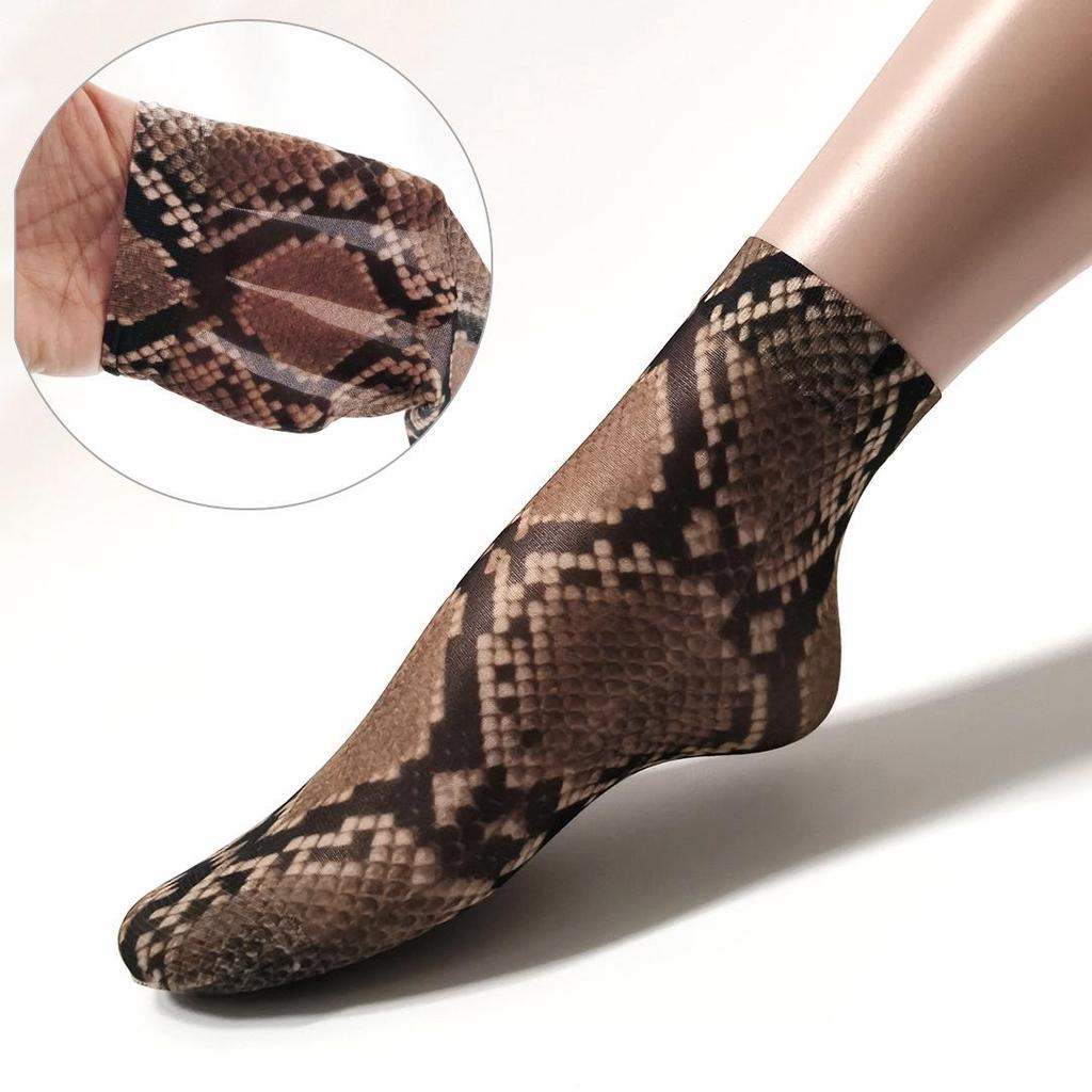 Короткие летние носки в женском стиле с различными милыми узорами