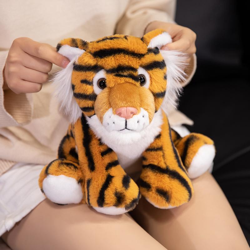 23cm Kawaii Tiger Plush Toy Stuffed Wild Animal Giraffe Doll Pillow Soft Birthday Gift for Boys Girls Kids Home Decor