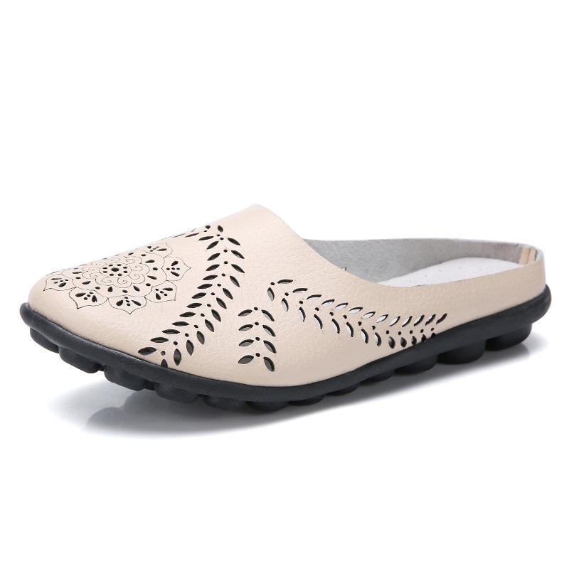 Women's Breathable Hollow Leather Flat Sandals Summer New Fashion Beef Tendon Bottom Shoes Closed Toe Casual Soft Shoes
