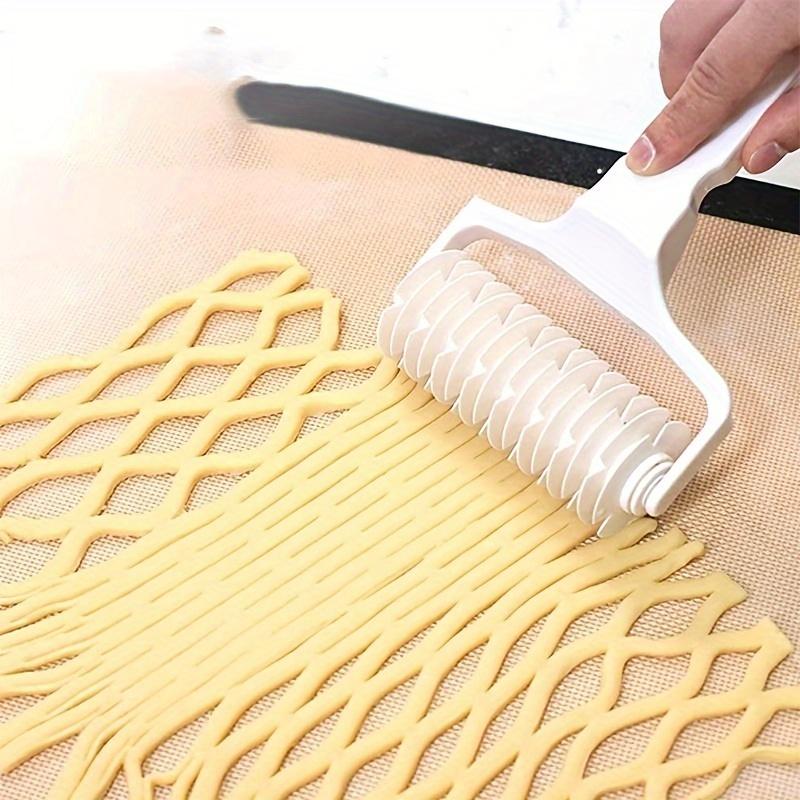 1pc Pro-Style Pastry Lattice Roller Cutter - Non-Electric, Manual, Quick & Easy Pie Crust Decorator for Homemade Pies and Dough Design