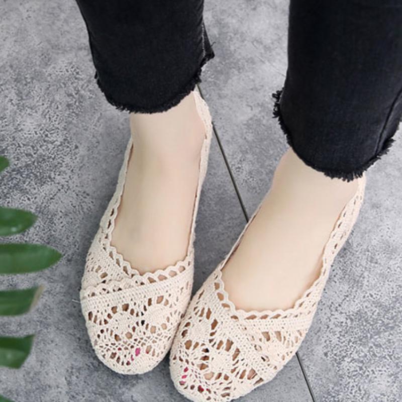 Women Breathable Mesh Single Shoes Ladies Lace Hollow Soft Sole Shoes Flat Pea Shoes Pregnant Comfortable Breathable Bean Shoes Footwear