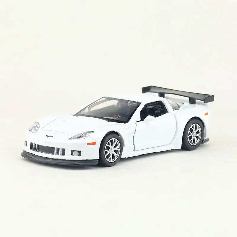 1:36 Chevrolet Corvette C6-R Модель автомобиля Масштаб Металл Литье под давлением Миниатюра Инерционная машинка Коллекция Рождественский подарок Мальчик Игрушка A216