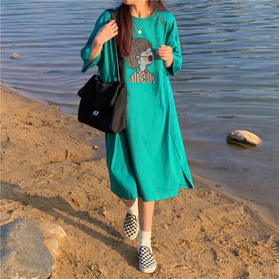 Хлопковое летнее новое корейское свободное студенческое платье с коротким рукавом и принтом букв средней длины для женщин