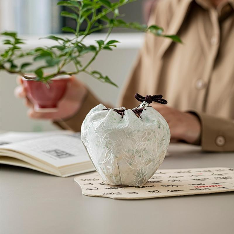 Маленькая сумка для хранения в китайском стиле, винтажная портативная сумка для хранения конфет, утолщенная защитная сумка для чашки для чайной церемонии, уличные аксессуары