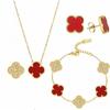 3PCS New Diamond Studded Clover Necklace Bracelet Earring Set
