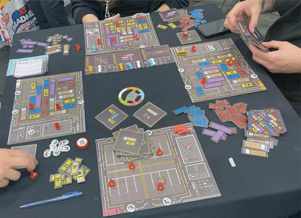 Overpark [Японские инструкции включены] Настольная игра, 1-5 игроков, 45 минут, Взрослые, Простая, Веселая, Соревновательная