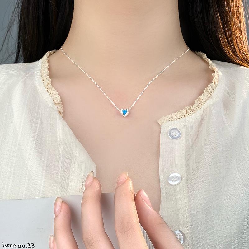 Персонализированное ожерелье Love с цветным камнем для женщин в стиле Inn, милый, крутой, универсальный, модный, цепочка для воротника