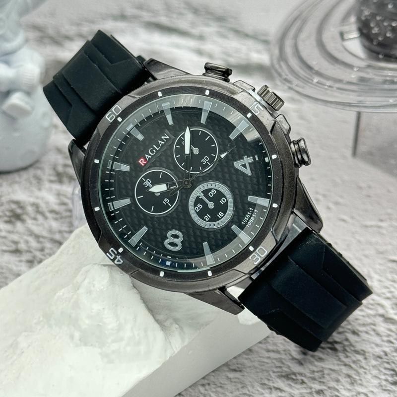 Men's Watch Fashion Quartz Watch Silicone Tape Digital Men's Watch