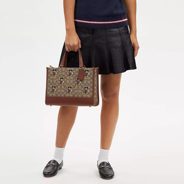 Coach X Disney Dempsey 29 Классическая сумка-тоут из жаккарда с монограммой и кожи Женская сумка-тоут Латунный Хаки Махагоновый CM198-B4R3U
