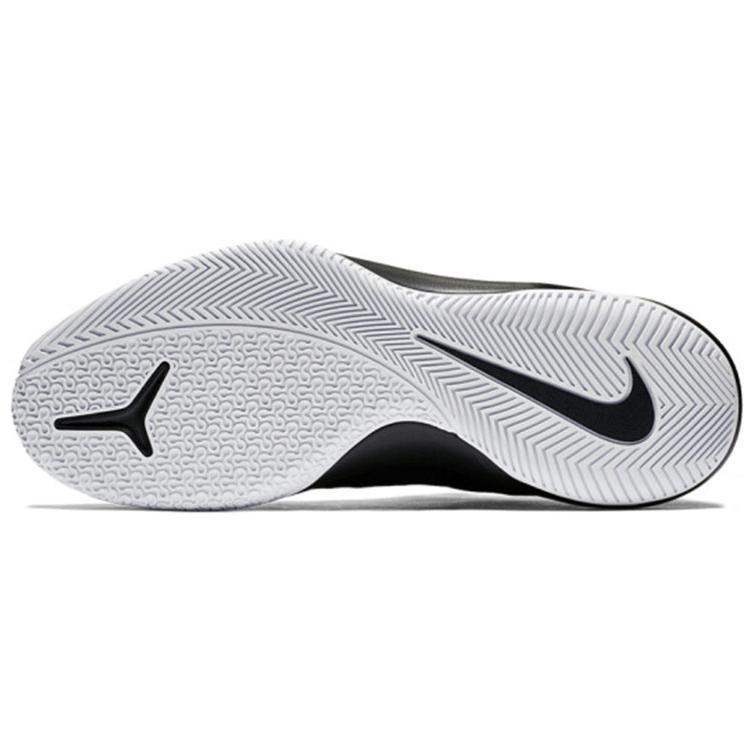Nike Air Versitile Ii Черно-белый 921692-001