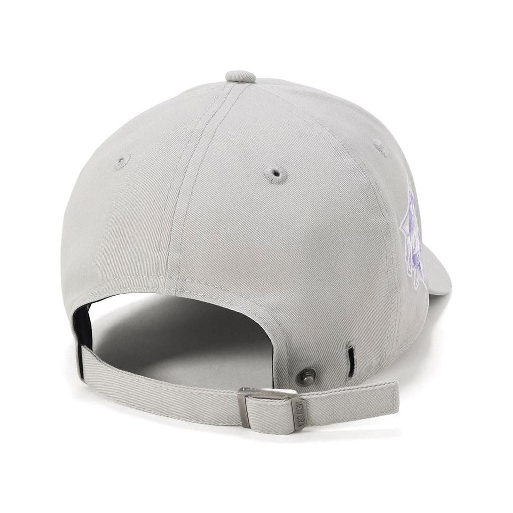 New Era 9FORTY EasySnap Cap 15355856 NER37C5856 NY Medium Silver Gray New Era Cap Side Patch MLB ONSPOTZ Special Edition SIDE PATCH MLB New York