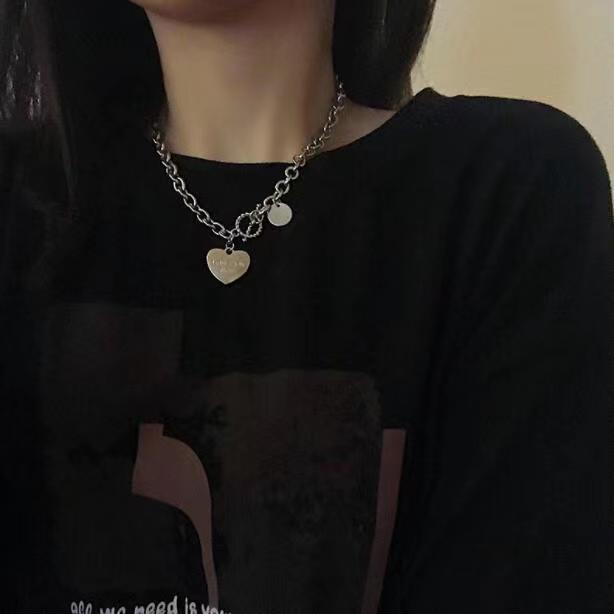 Корейское трендовое многослойное колье-бабочка на ключицу для женщин - нишевый хип-хоп стиль