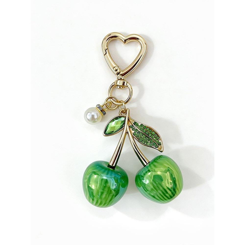 Colorful Design Simulation Fruit Keychain 3D Small Fruit Metal Bag Decoration Trendy Style Key Ring Handbag Decor