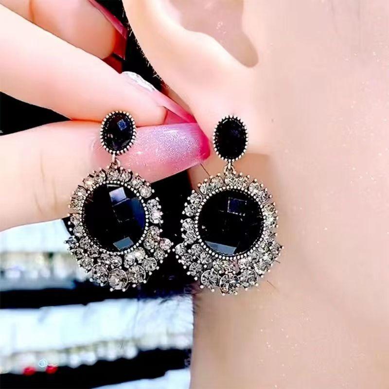 Женские модные серьги с черным цирконом