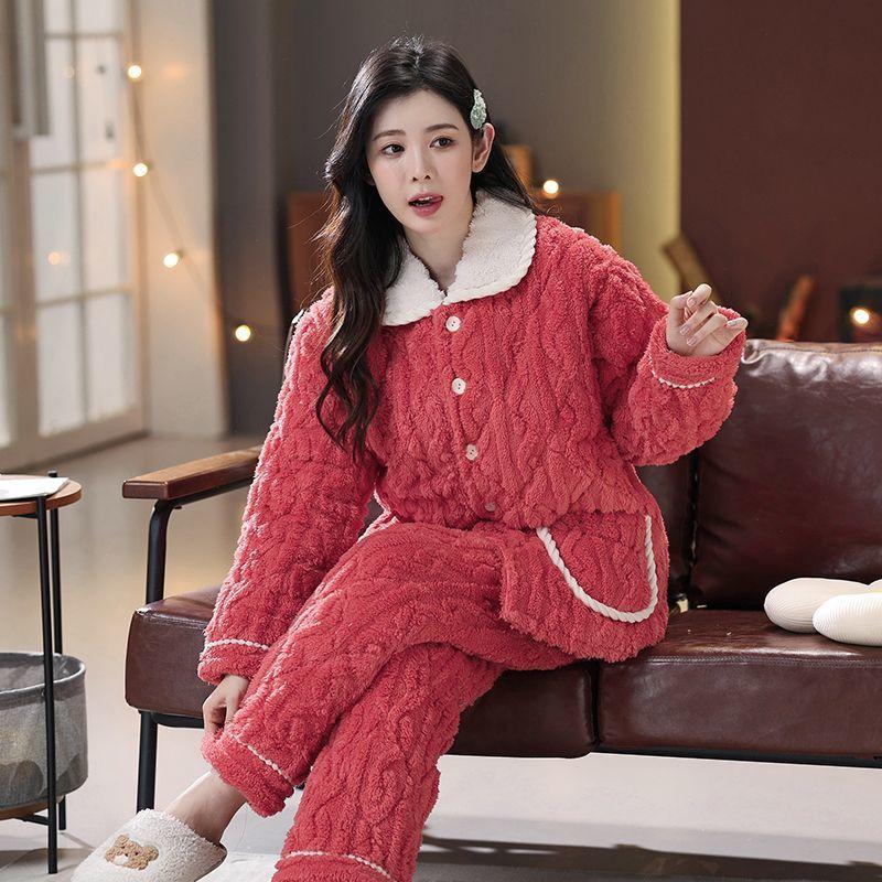Пижама женская трехслойная утолщенная и милая зимняя можно носить больших размеров теплая стеганая домашняя одежда