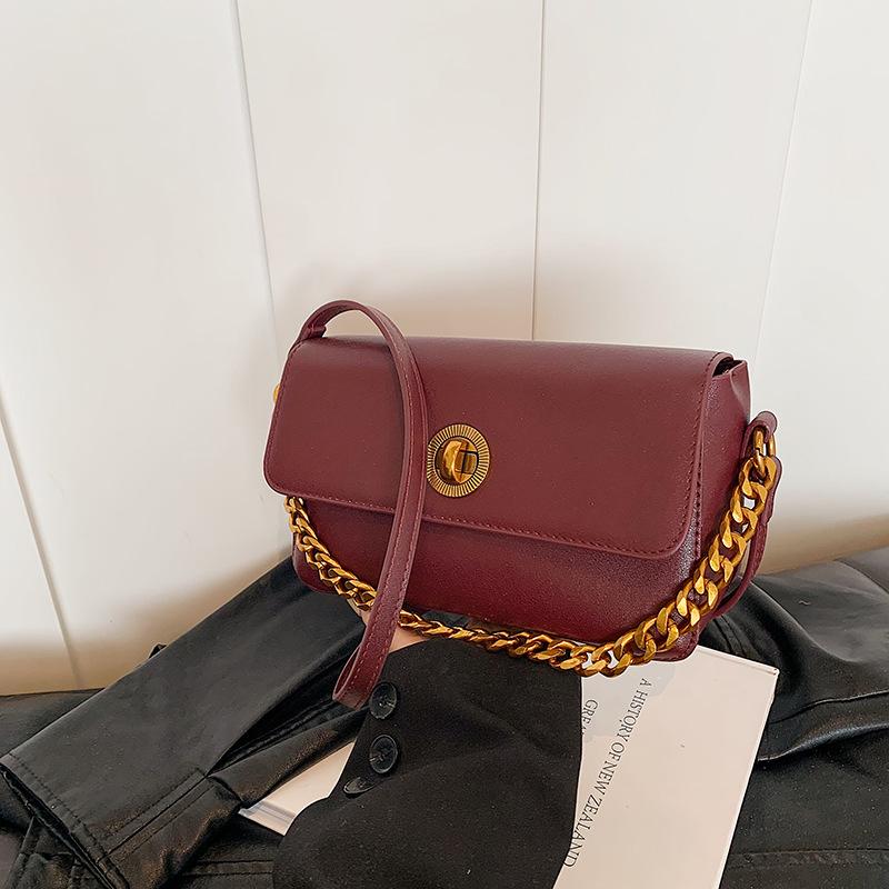 Маленькая женская сумка осень-зима 2024 года, новая ретро универсальная сумка через плечо, нишевая модная цепочка, маленькая квадратная сумка