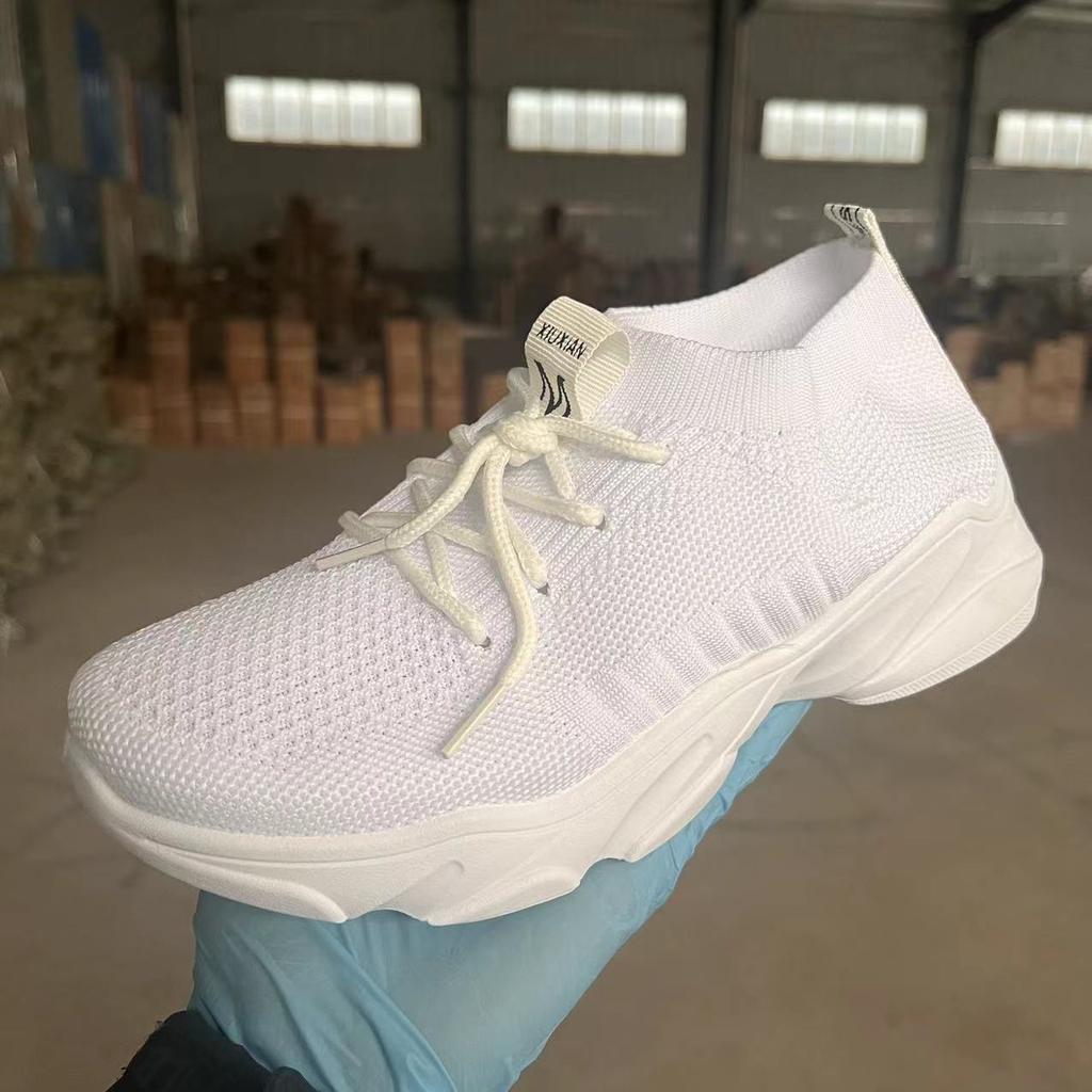 New Women's Flying Woven Casual Shoes Comfortable Soft-soled Sports Shoes Fashionable and Lightweight Student Shoes Little White Shoes.