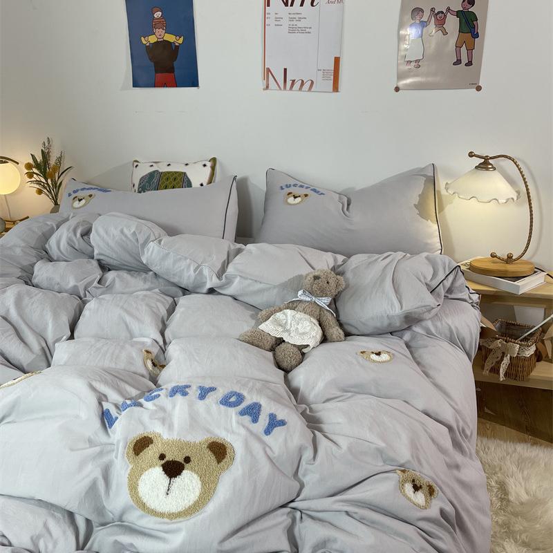 Cute Bear Washed Cotton Bed Four-piece Set Soft Skin-friendly Yellow Quilt Cover Bed Sheet Three-piece Set