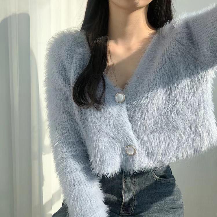 2023 Весна Короткий рукав Вязаный кардиган из искусственной норки - Вышитый свитер для горячей девушки, открывающий талию