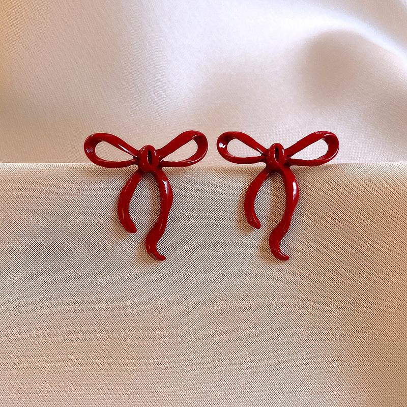 New Trend Irregular Bowknot Women's Stud Earrings Wine Red Enamel Hollow Knots Small Earrings Vintage Cute Ear Jewelry