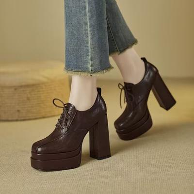 Модные туфли-лодочки на очень высоком каблуке, осенние новинки, с круглым носком, с ремешками спереди, на платформе, нескользящие, износостойкие, на блочном каблуке