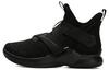 LeBron Soldier 12 Sfg Ep 'Triple Black' AO4055-003