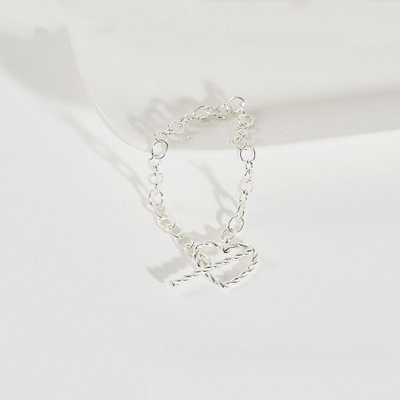 Sterling Silver S925 Silver Bracelet Twist Love Bracelet for Women Hip Hop OT-shaped Buckle Design Hollow Heart-shaped Bracelet