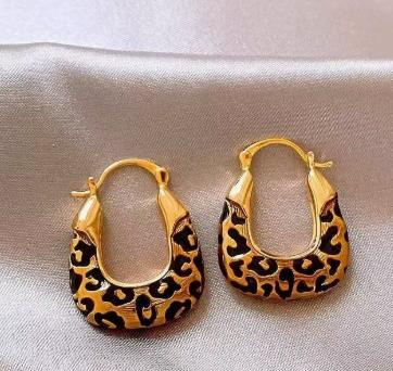 Leopard print U-shaped elegant earrings