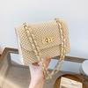Популярная плетеная соломенная портативная маленькая квадратная сумка женская 2024 новая модная сумка через плечо текстура пригородная сумка-мессенджер сумка