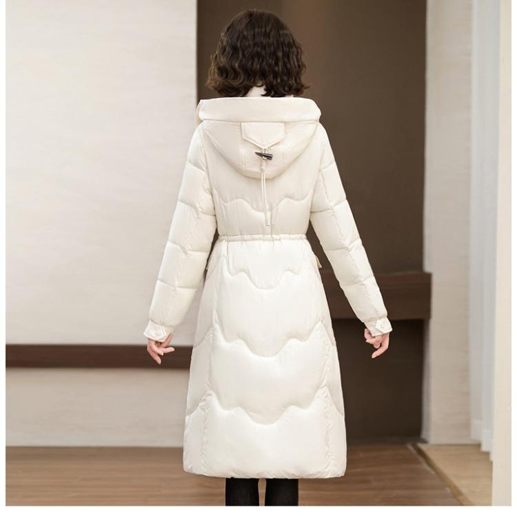 Сохраняйте тепло и стиль в этом модном пуховом пальто средней длины в стиле «хлеб» для женщин