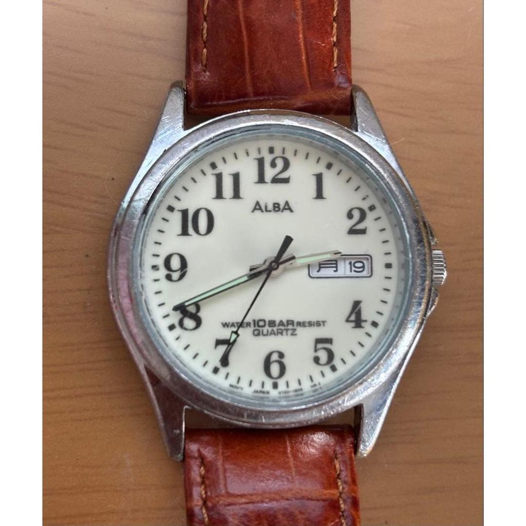Used [Battery replaced & cleaned] Men's wristwatch 6-piece set (Q&Q, ALBA, FALCON, etc.)