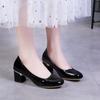 Женская обувь с квадратной головкой и неглубоким носком, толстые одинарные туфли, лакированные кожаные туфли и рабочая обувь, женские черные туфли
