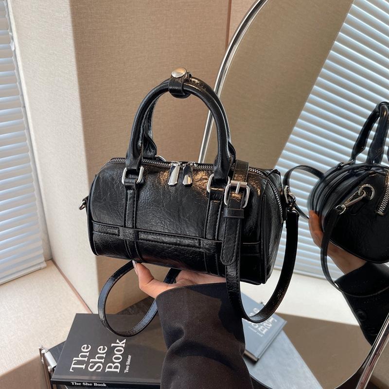 Сумка-подушка Новая сумка Женская сумка для поездок на работу Модная личность Легкая женская наплечная сумка-мессенджер