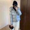 Легкая теплая укороченная пуховая куртка с капюшоном DuPont three-proof, вертикальная прострочка, съемный капюшон