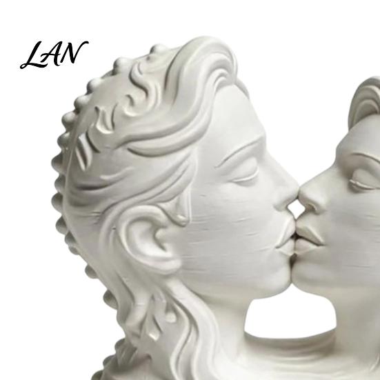 Stable Integrated Base Statue 3D Printed Couple Kissing Head Sculpture, White Modern Art High-end Soft Decoration Display for Living Room Bedroom,