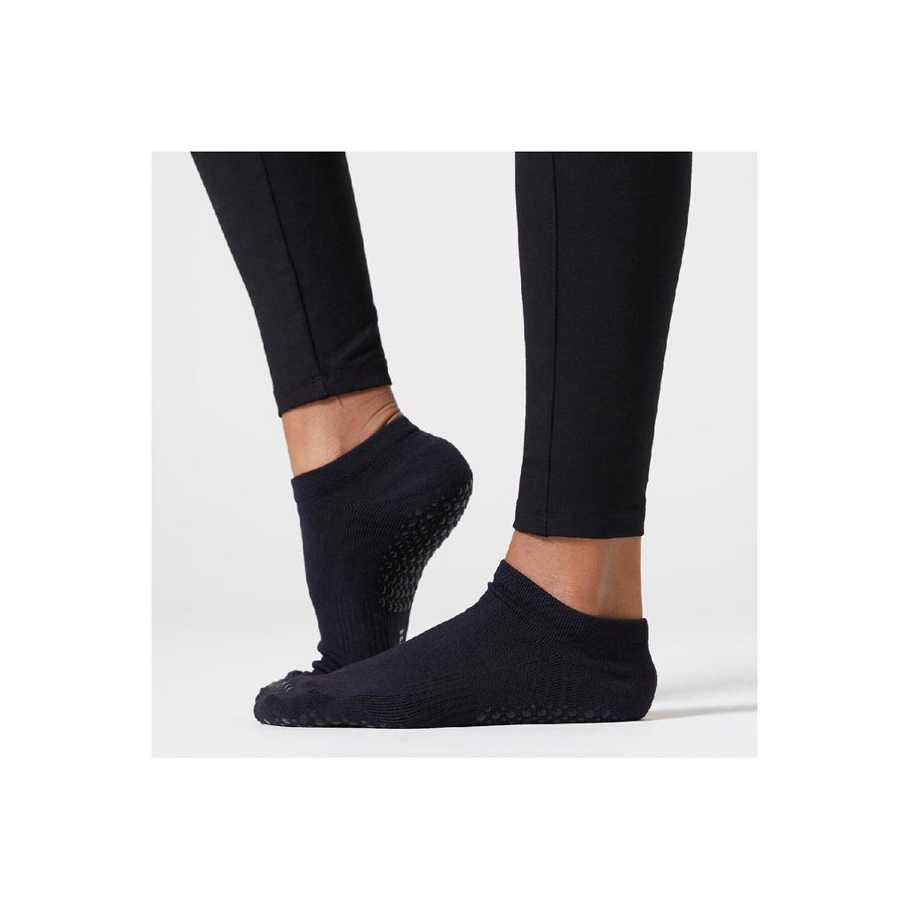 Женские черные нескользящие спортивные носки 500 — Fitness Light Training