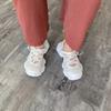 Женская обувь 2024 Модная спортивная обувь Модная повседневная Толстая подошва Удобная обувь для ходьбы Уличная Универсальная женская обувь