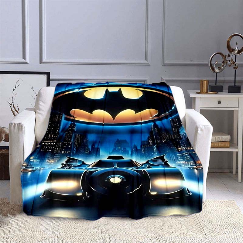 Minimalist Batman Flannel Blanket, Lightweight and Breathable Polyester Blanket, Home Textile Decoration.