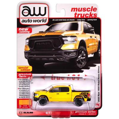 Auto World Масштаб Премиум Выпуск 4 Ram 1500 Rebel Havoc Edition 164 "2023 (Баха Желтый)" AWSP164-24A [Б/У]