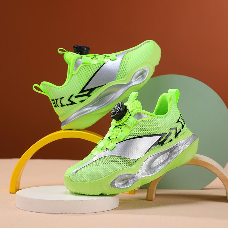 Children's shoes for girls2026New summer styles of children's sports shoes: princess-style soft-soled shoes, girls' mesh running shoes, and chunky